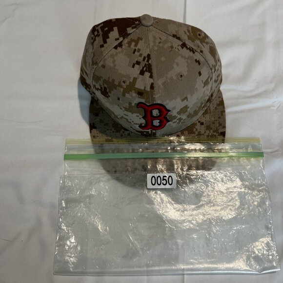 NWOT Boston Red Sox Digital Camo MLB 59FIFTY Fitted Hat By New Era Size 7 - Picture 8 of 8